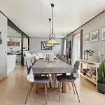 Beautiful In With Kitchen *