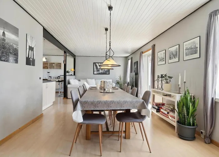 Beautiful In With Kitchen *